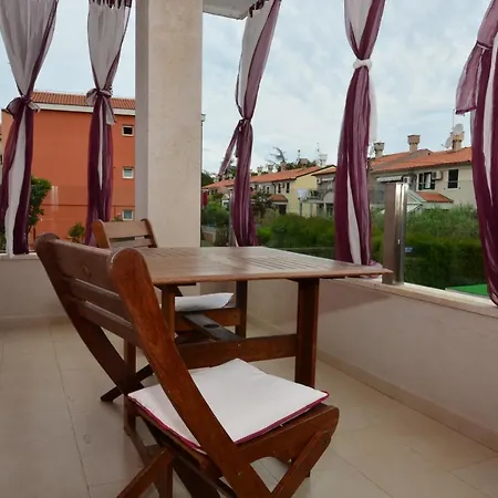 Relaxing Blu In Istria شقة أوماغ
